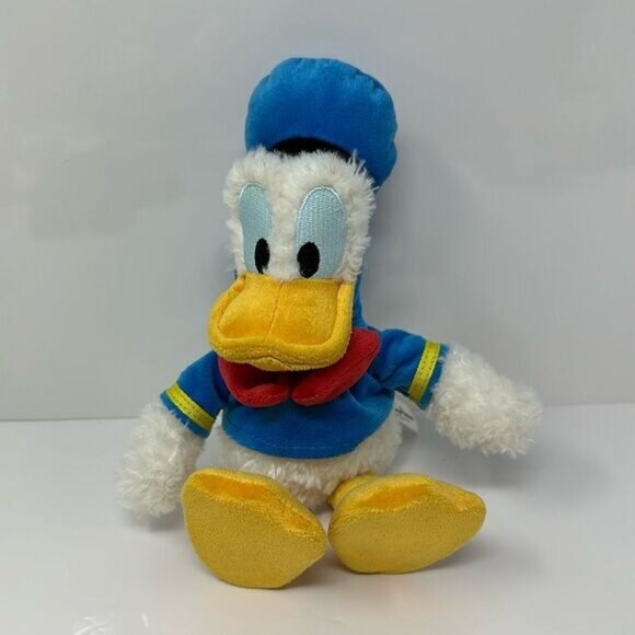 Walt Disney Parks Donald Duck plush - Picture 1 of 3